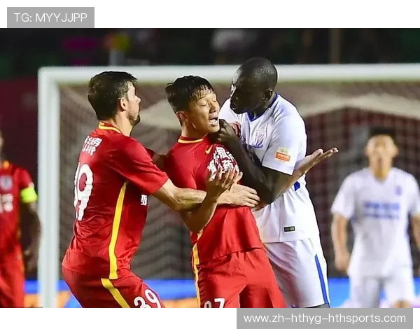 解读赫伊森马德里德比赛前动态参与反歧视活动合影背后的深远意义